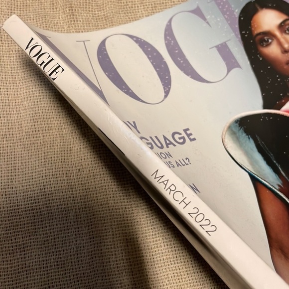 Vogue March 2022 Kim Kardashian Magazine Chanel Tiffany Louis Vuitton Fashion - Picture 3 of 9